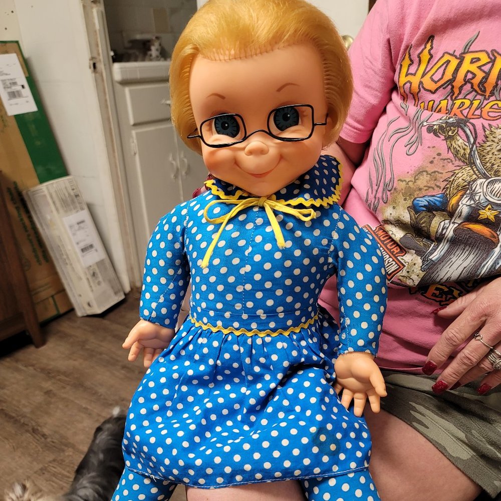 Vintage 1967 MRS BEASLEY Doll and SHE TALKS!!!*Apron & Collar & Repro Glasses!!!